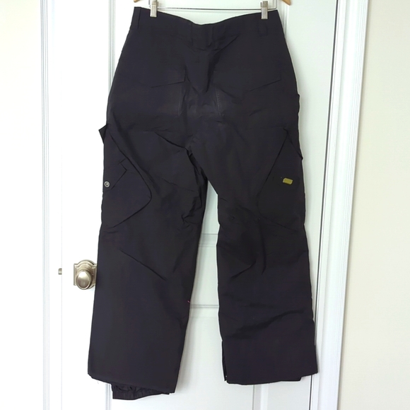 Ripzone black Snowpant - Picture 2 of 11